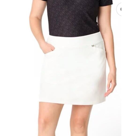 Greg Norman Skort Women Size 8 White Rayon Nylon Blend Golf - Picture 1 of 6